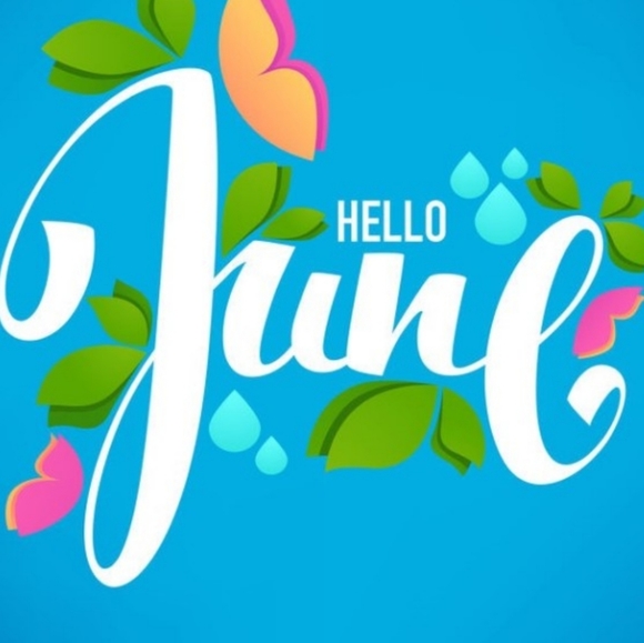 6/23 PLUS SIZE SHARE GROUP: CURVY CUTIES - Picture 2 of 3